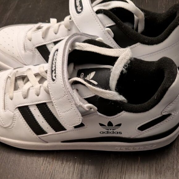 ADIDAS ORIGINALS - Picture 11 of 12